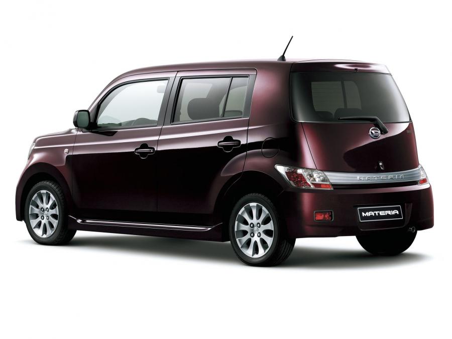  Daihatsu Materia 2006 года  (фото 14 из 16)